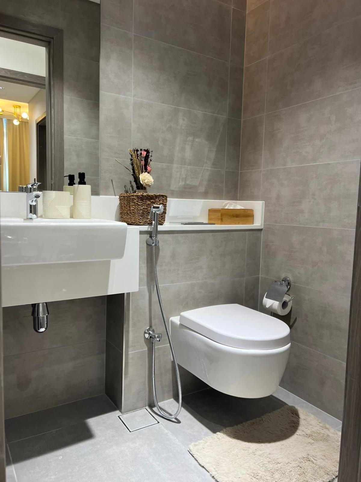 2 Bedrooms - District One Residences 13